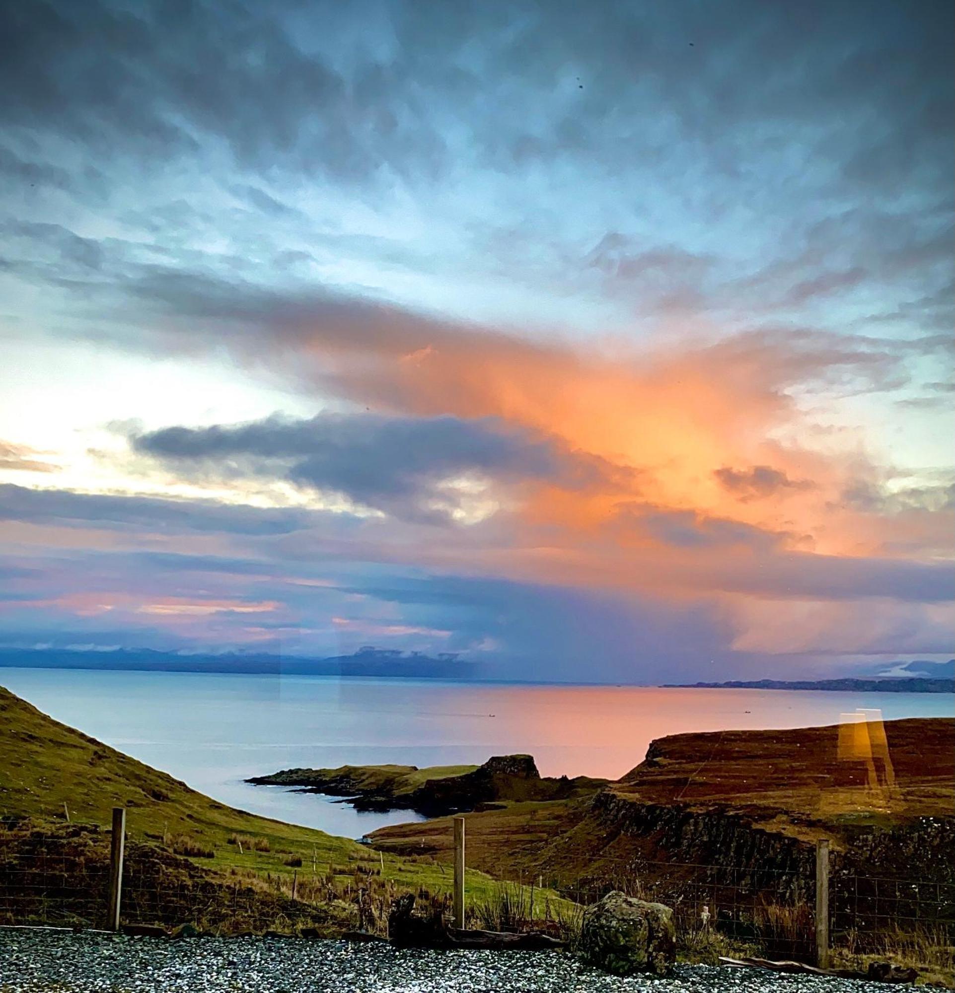 Chasing The Moon Skye Villa Portree Buitenkant foto